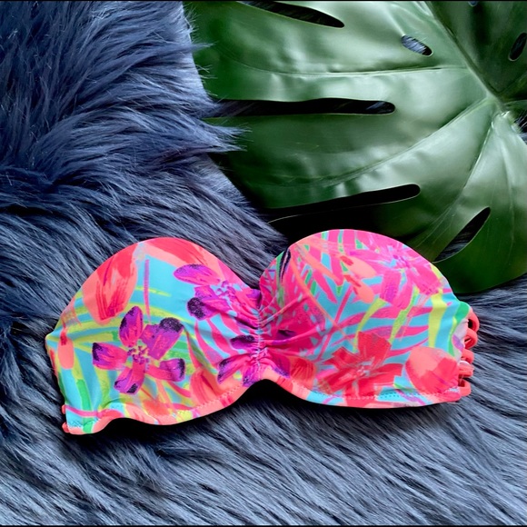 *sold* Tropical Bikini Top Bundle - Picture 7 of 8